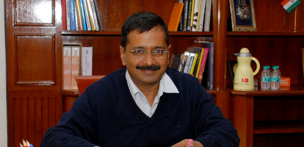 delhi-cm-likely-to-bring-in-outsiders-to-run-cmo